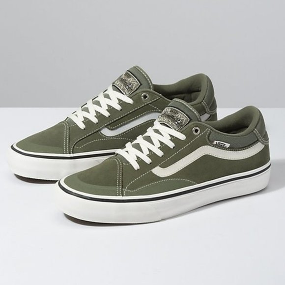 Vans Shoes - Vans TNT Advanced Prototype (Green/Marshmallow). Brand New. Womens Size: 9